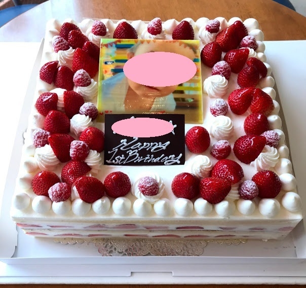 写真プレート付き四角形ケーキ