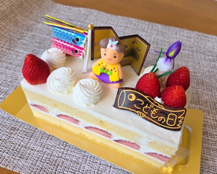 桃太郎のショートケーキ(長方形）